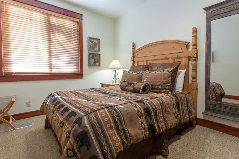 Timbers # 1033 Mammoth Lakes Quarto foto